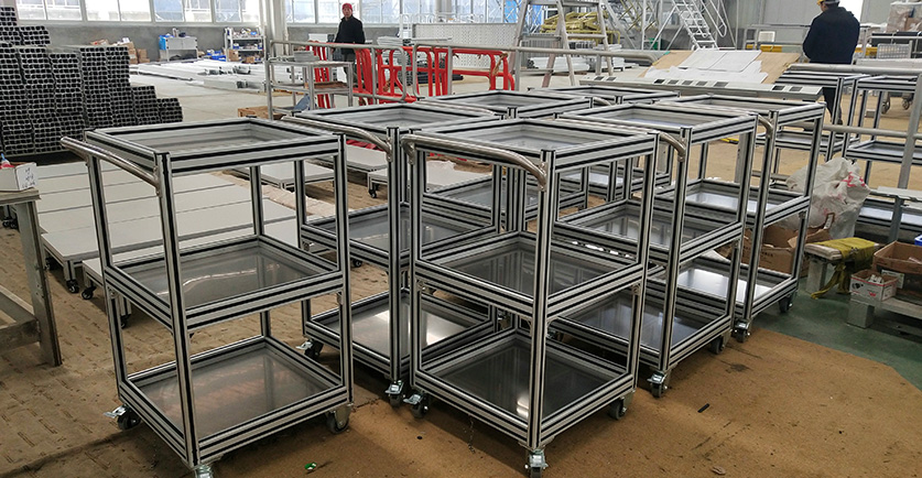 鋁型材工作臺(tái)